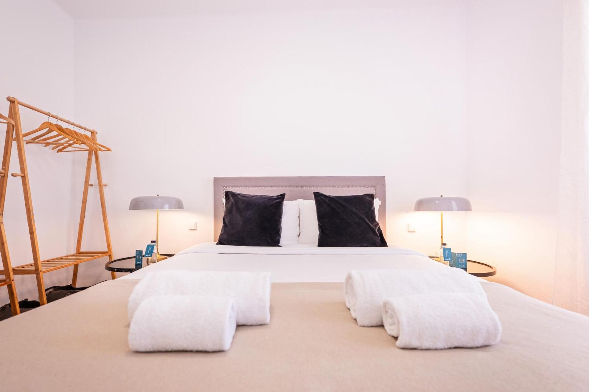 Appartamento Rocafort In Eixample *